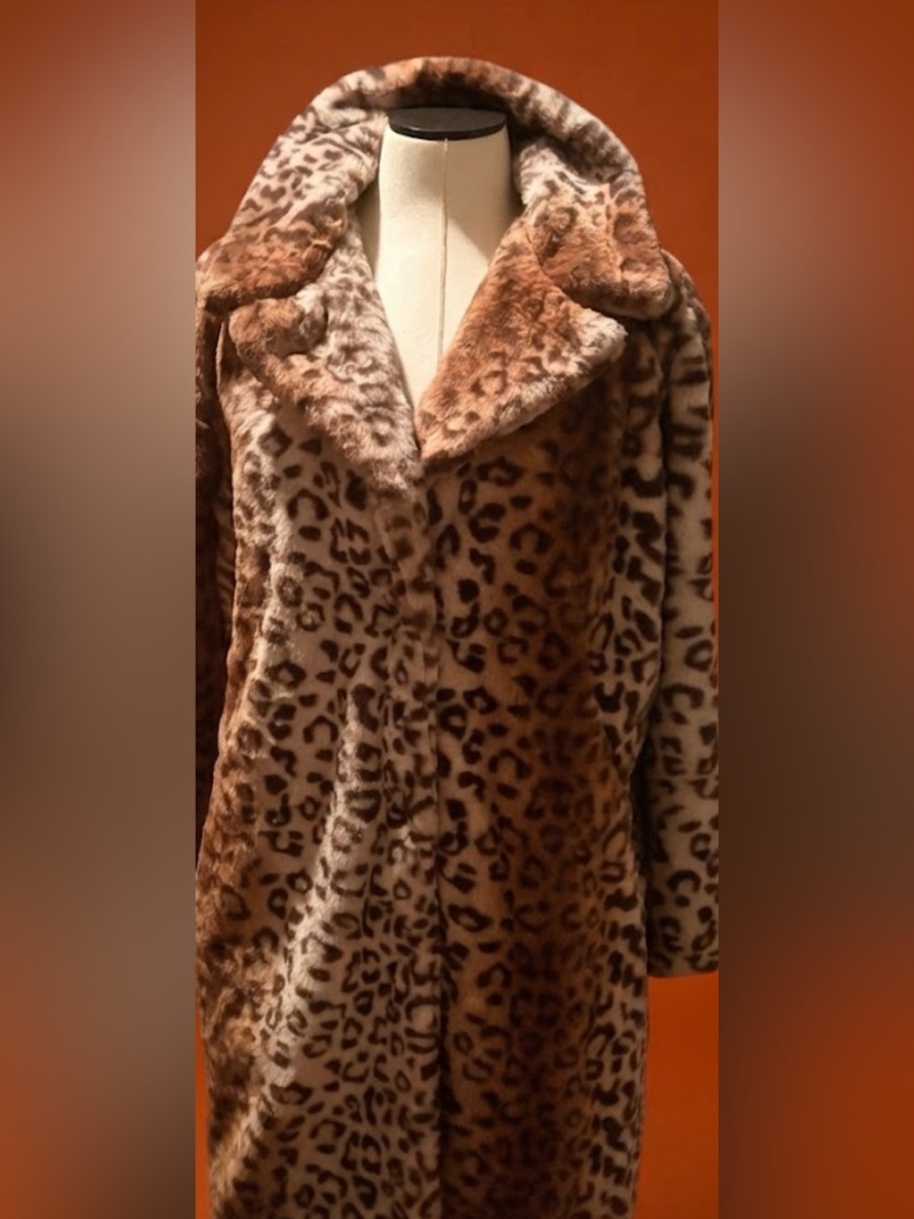 Faux. Urban Republic Women’s Leopard-Print Teddy Coat in Brown and Cream